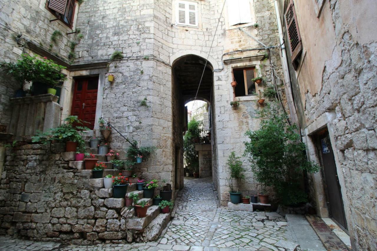 Narancin Apartments Trogir Exterior foto