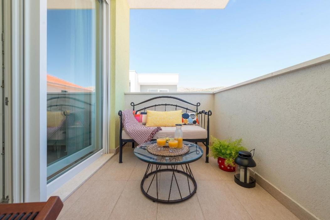 Narancin Apartments Trogir Exterior foto